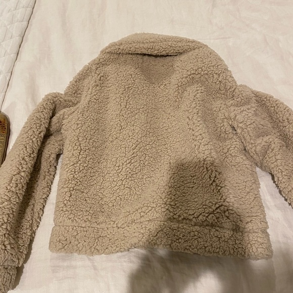 Kut from the Kloth mail a jacket. Size medium. - Picture 2 of 4